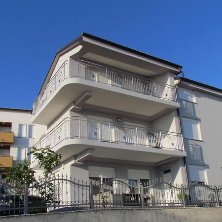 Apartment Delic Crikvenica Exterior photo